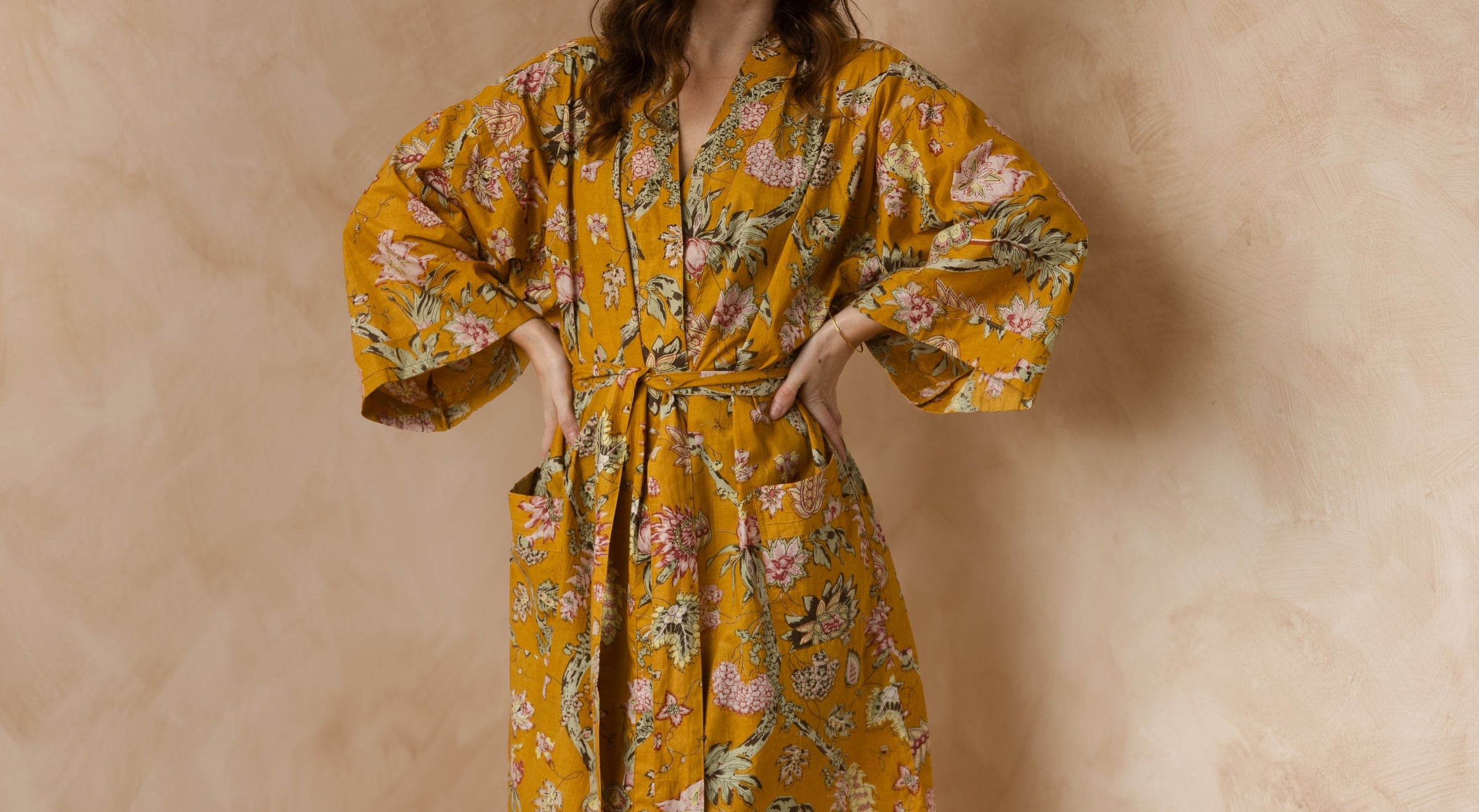Gelber Kimono
