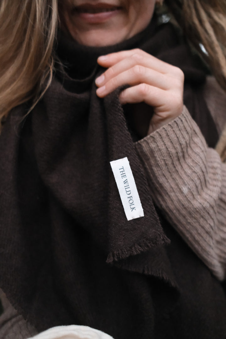 Brandlabel am Schal aus Yakwolle.