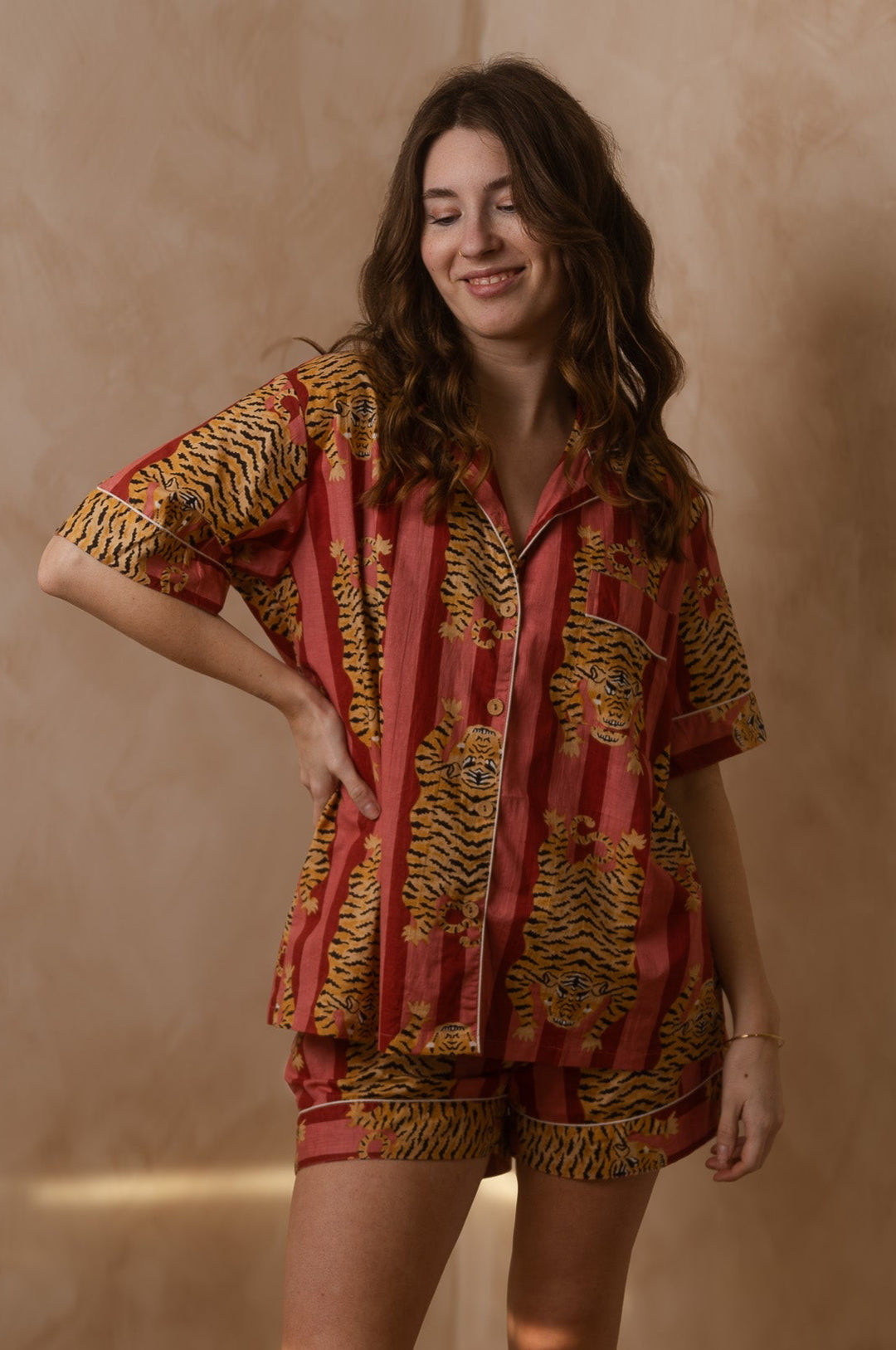 Stylisches Pyjama Set, Tiger Print Schlafanzug, Kurze Nachtwäsche, Unisex Pyjama aus Baumwolle, Trendige Muster