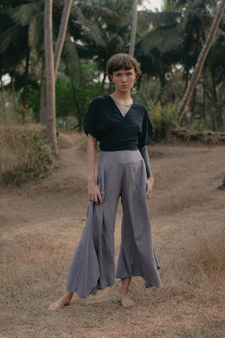 Butterfly pants, weite lockere Sommerhose, Leichte Übergangshose, weit ausgestellte Hose Damen, lässige Frauen Übergangshose, bequeme Hose