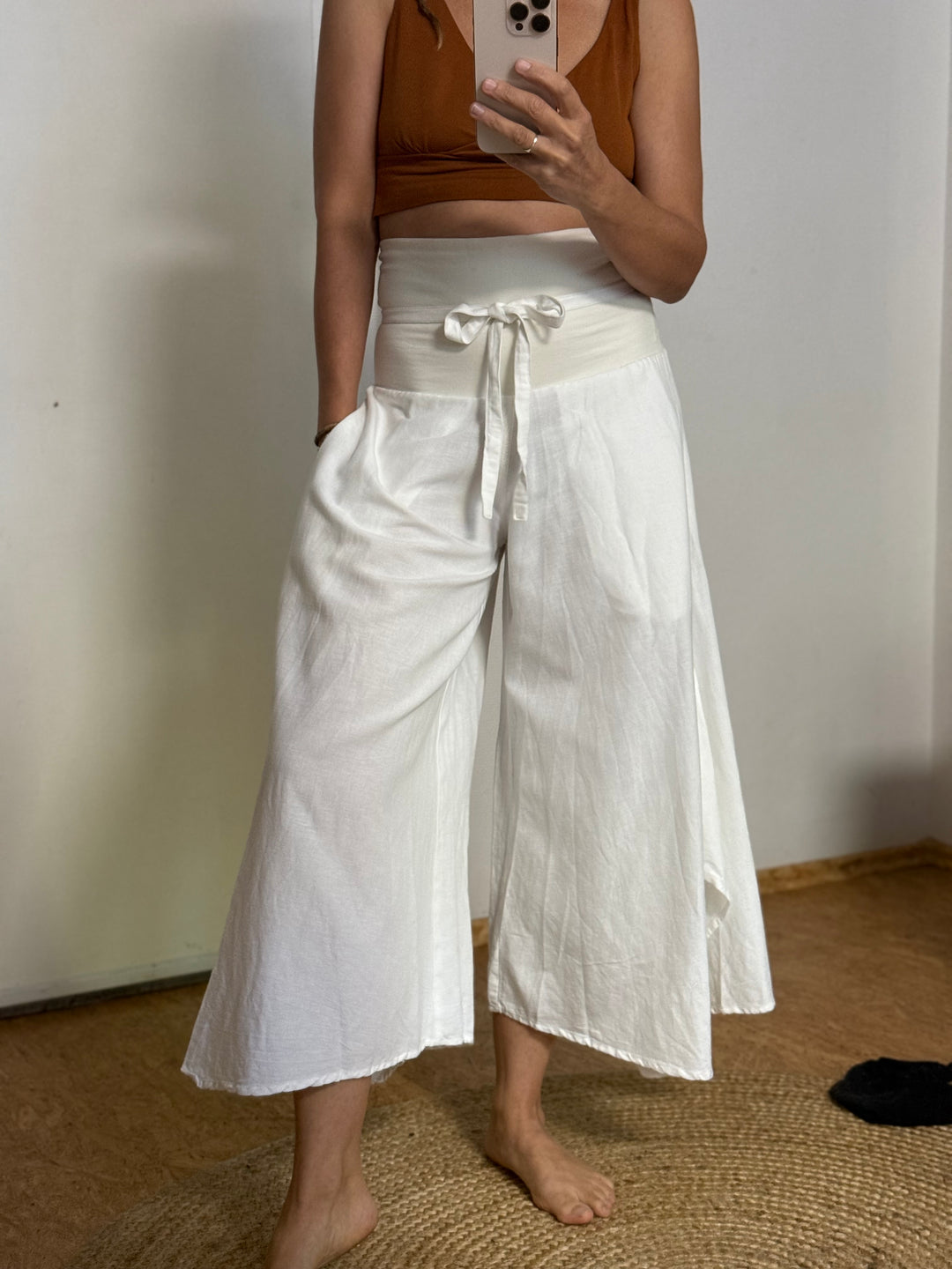 Sample Sale 