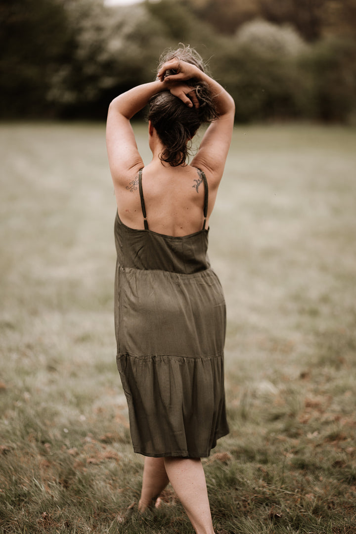 Kleid MEERI mit Knöpfen GRÜN