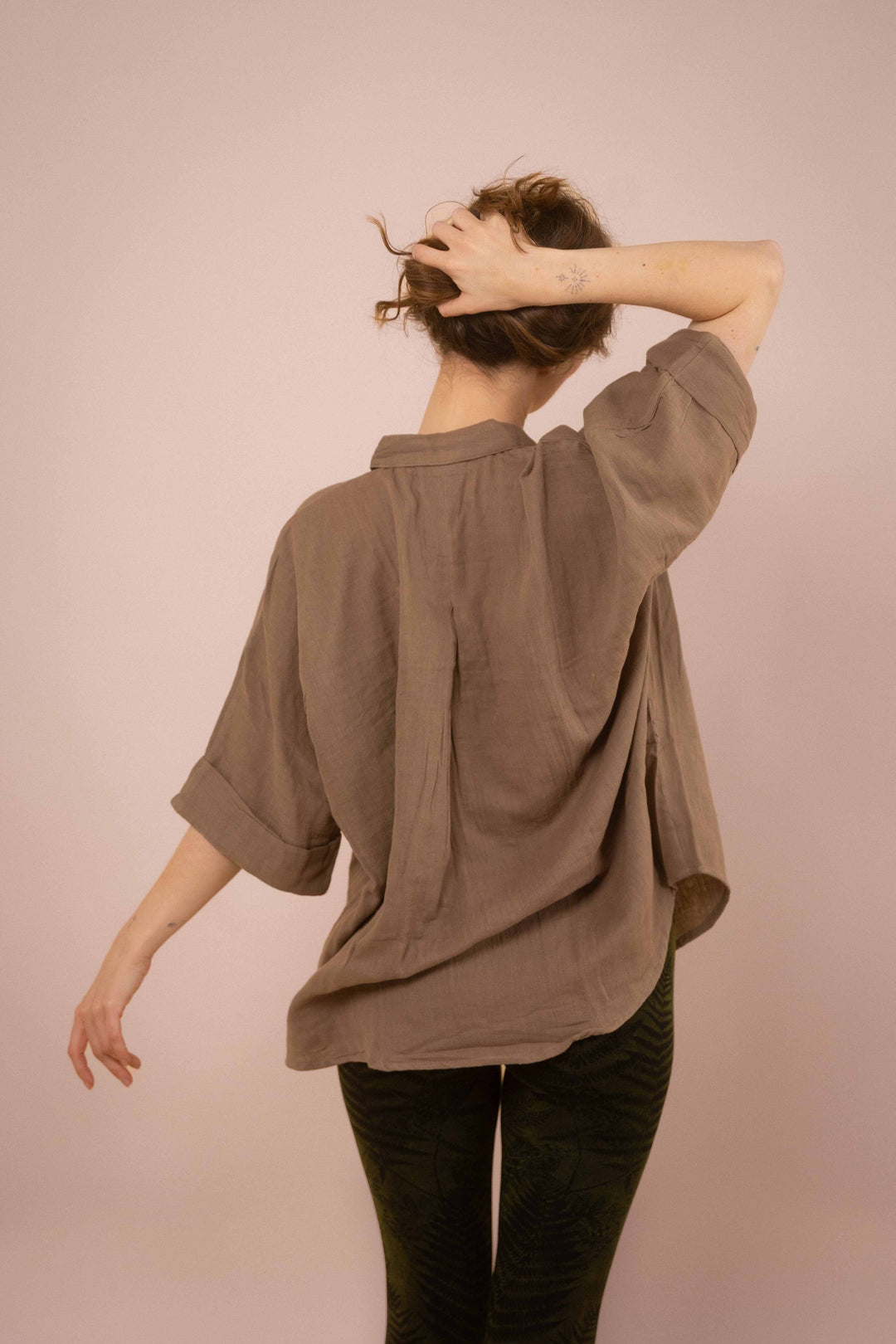 Musselin-Hemd ~ JAMIE Taupe