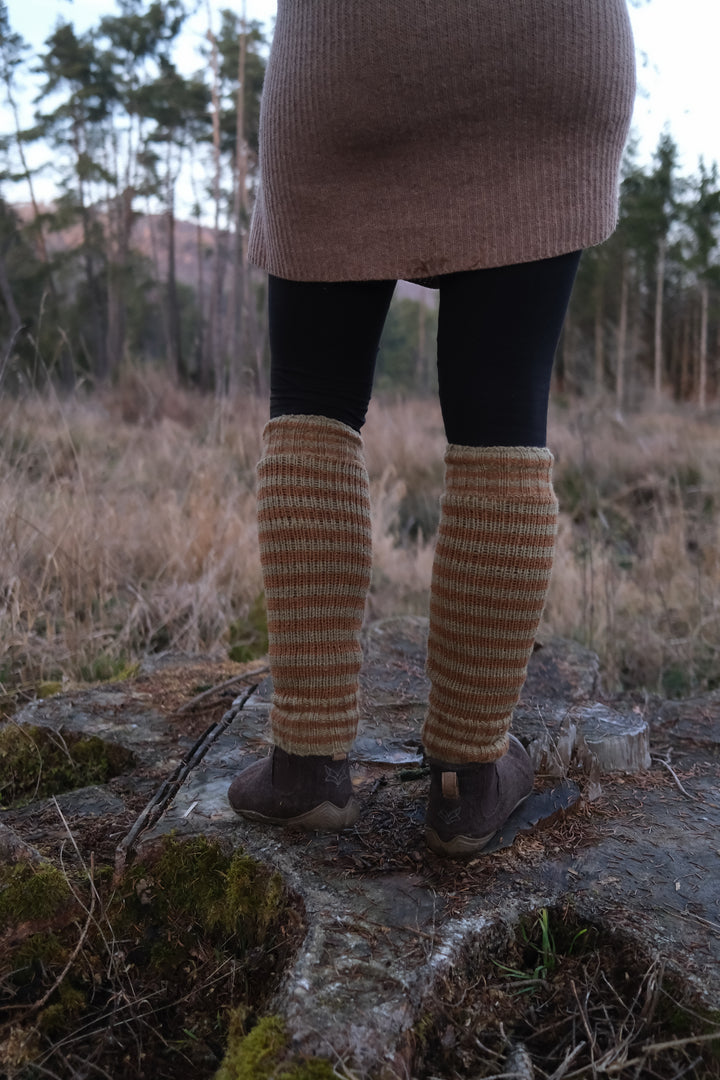 Gestreifte Beinstulpen Grün/Olive