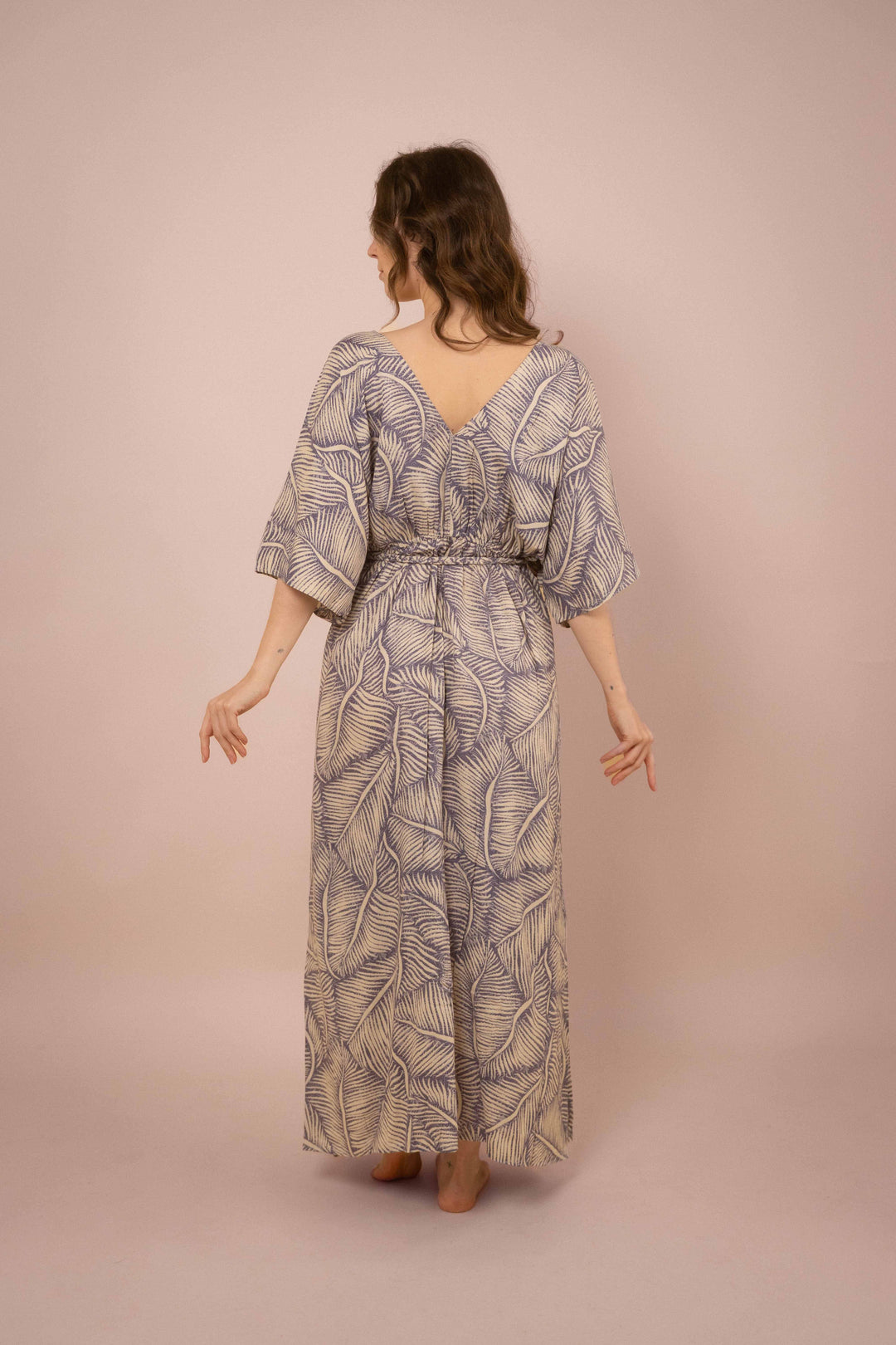Kleid ~ GAIA LEAVES