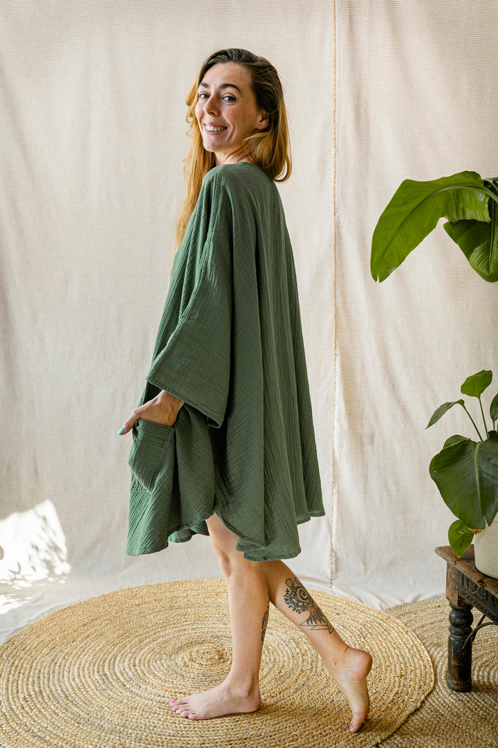 Musselin Poncho-Kleid ~ SMARAGD