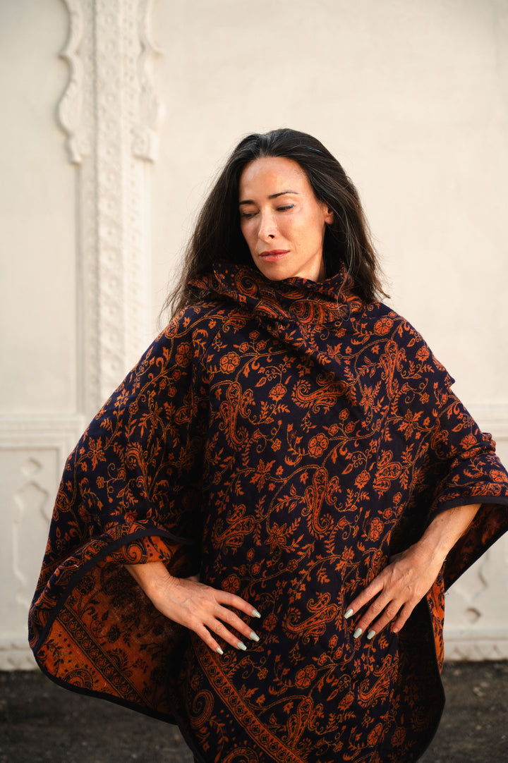 Poncho ~ Anika