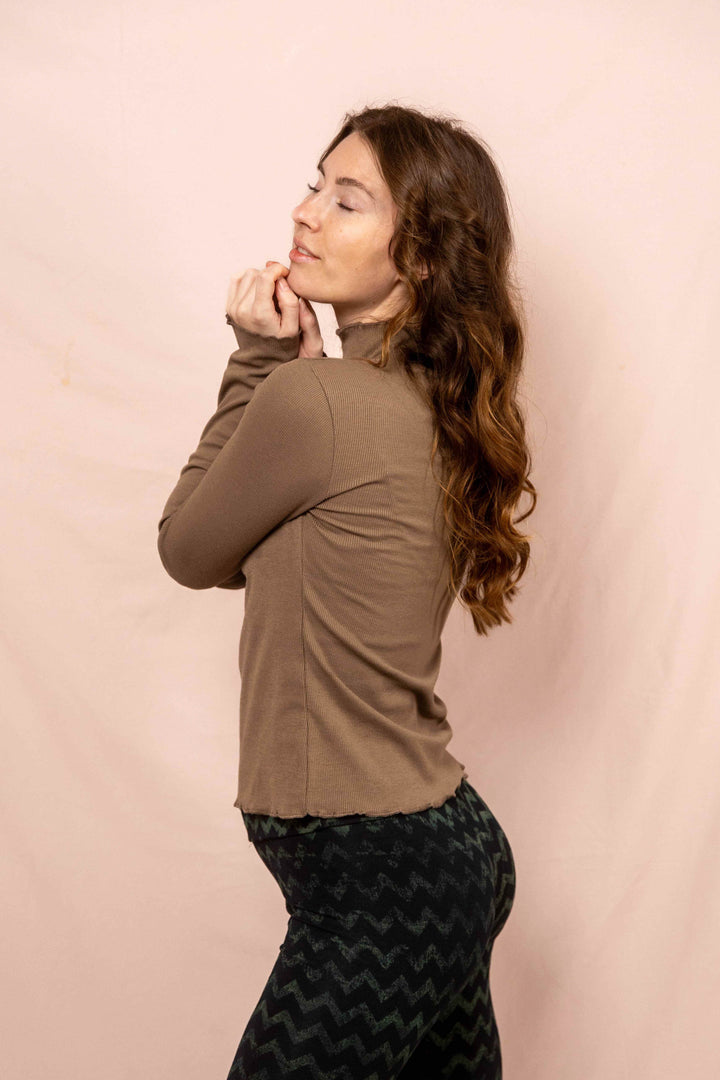 Wintertop, Taupe, Grau Braun, Stehkragen, Rollkragen, Wintersport, Feinrip Langsleeven, Langärmliges Shirt