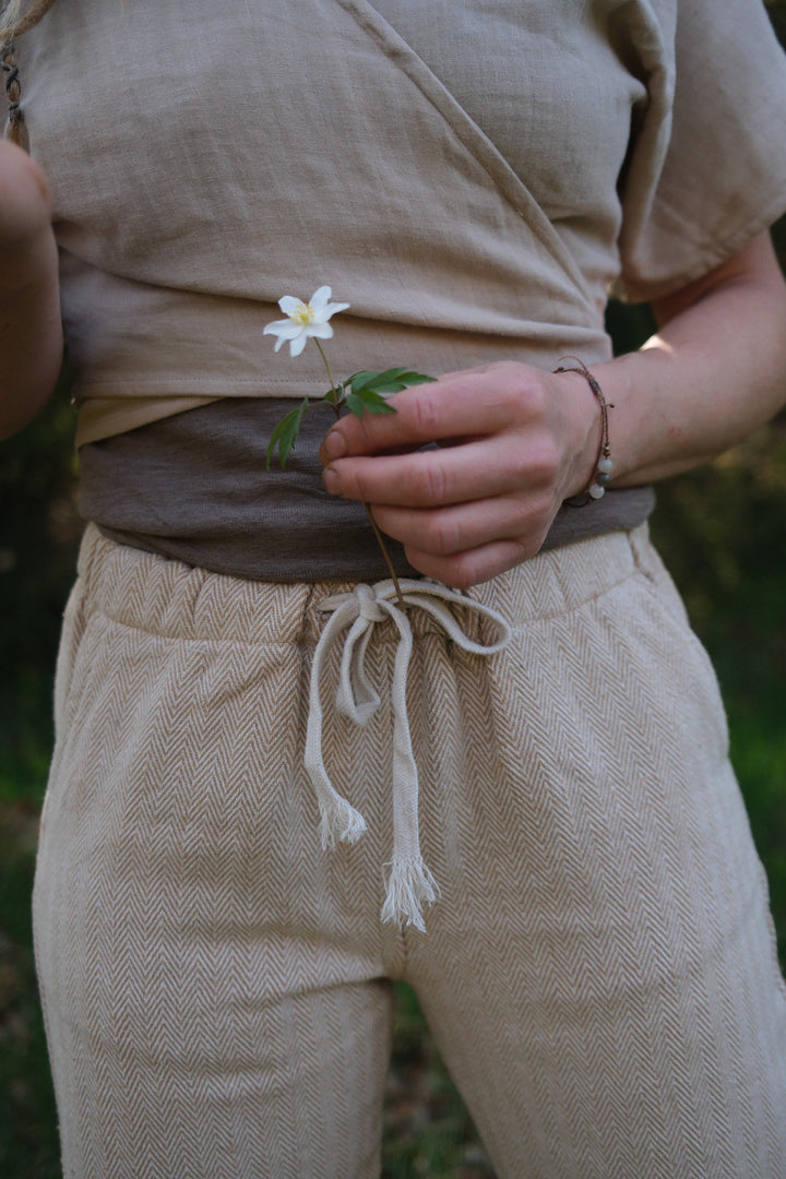 Bequeme Hose ~ LENNY FISCHGRAT beige