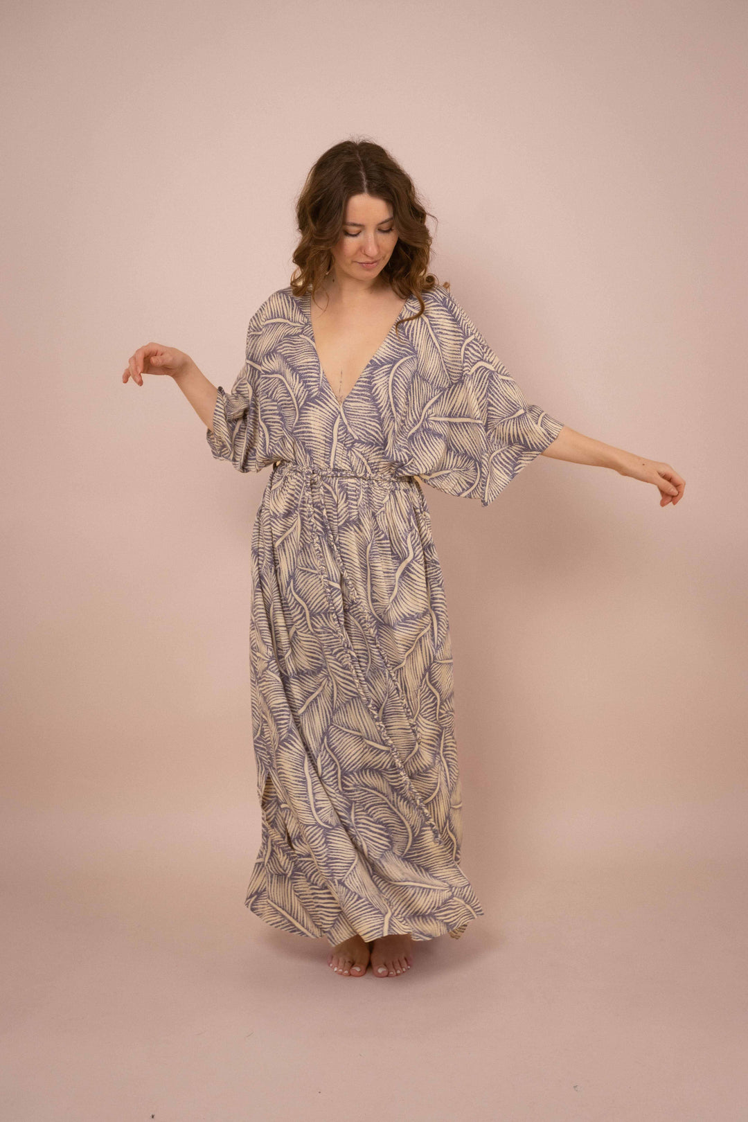 Kleid ~ GAIA LEAVES