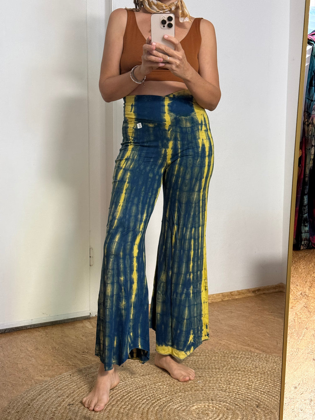 Sample Sale 