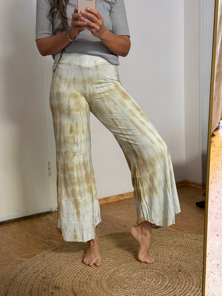 Sample Sale 