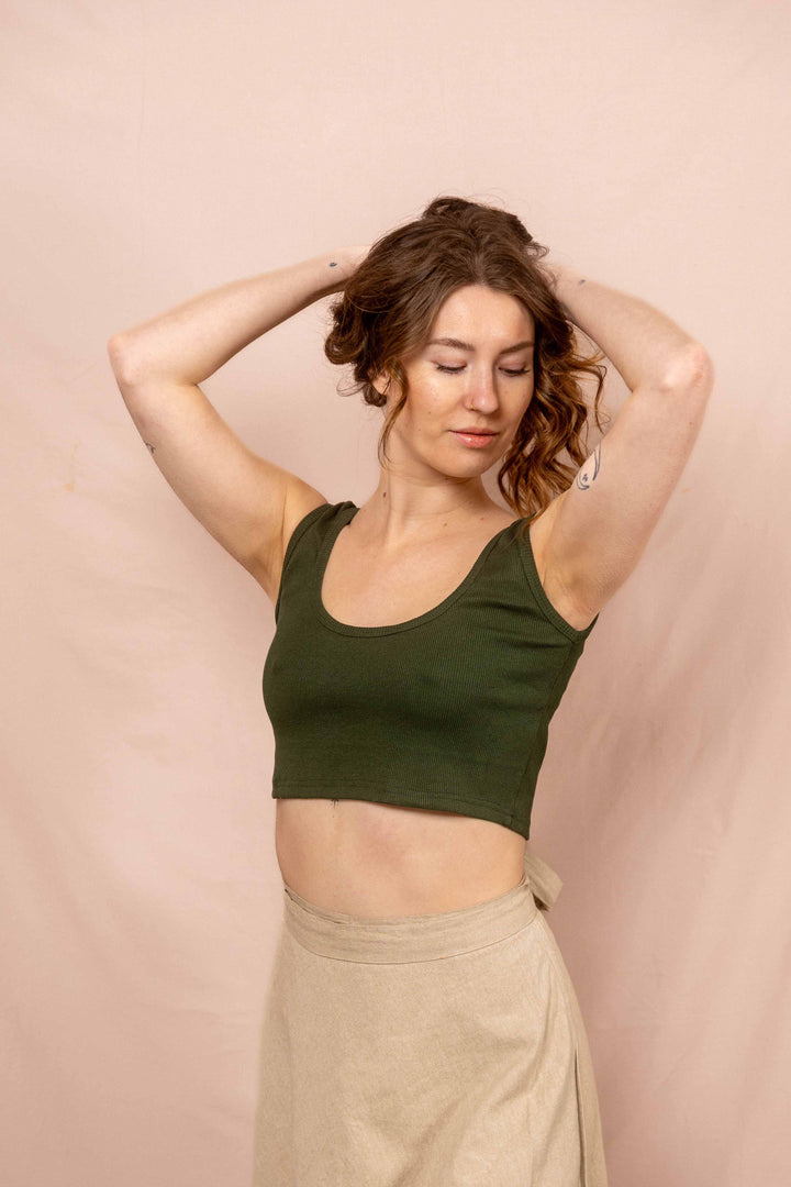 Feinripp Top, Unterhemd in Grün, Bauchfreies Leichtes Oberteil, Bra Top, Crop Top