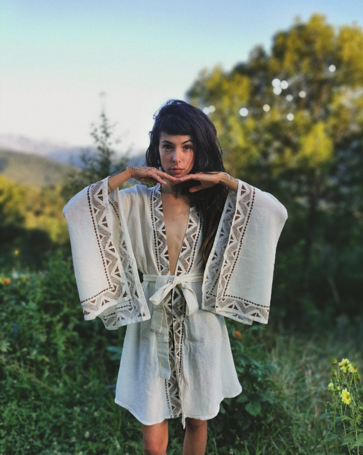Kimono YUKI aus Hanf-Leinen | weiß mit Blockprint | CAPSULE COLLECTION