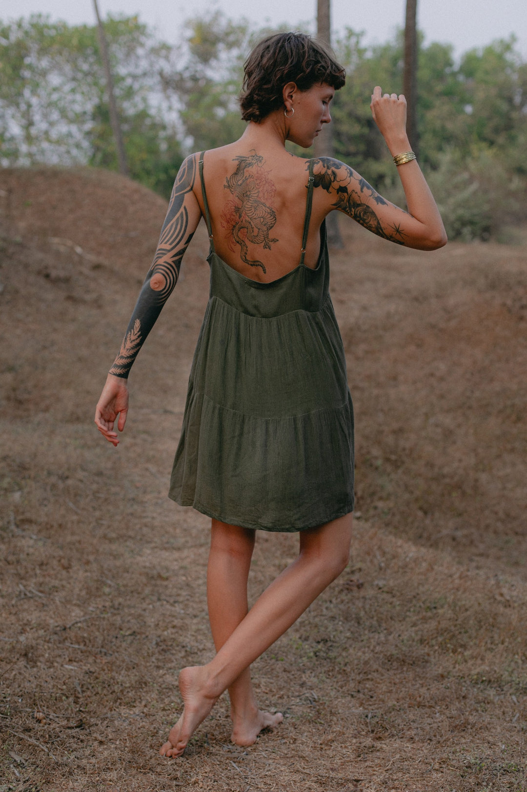 Kleid MEERI mit Knöpfen GRÜN
