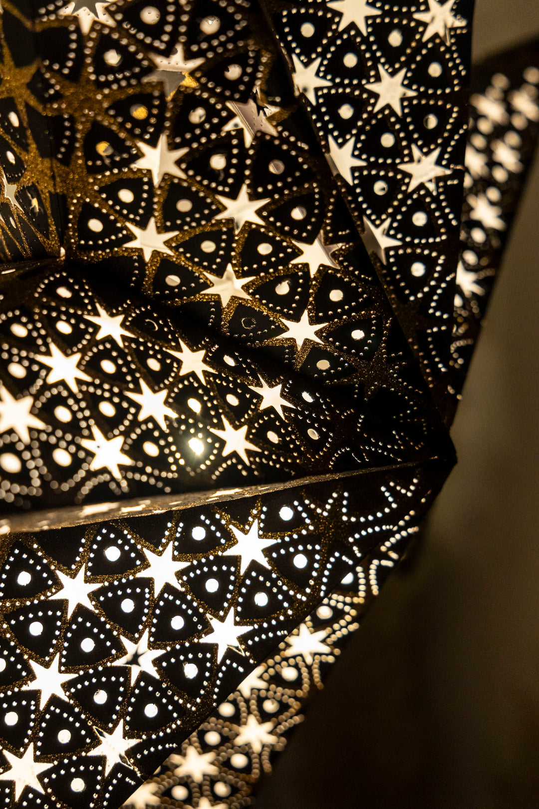 Glitzer Stern in SCHWARZ GOLD