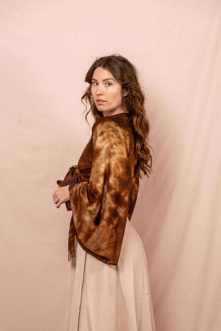 Lässiges Batik Wickeltop, Vintage Wickelbluse, Bluse zum Wickeln, Braunes Top mit langen Ärmeln