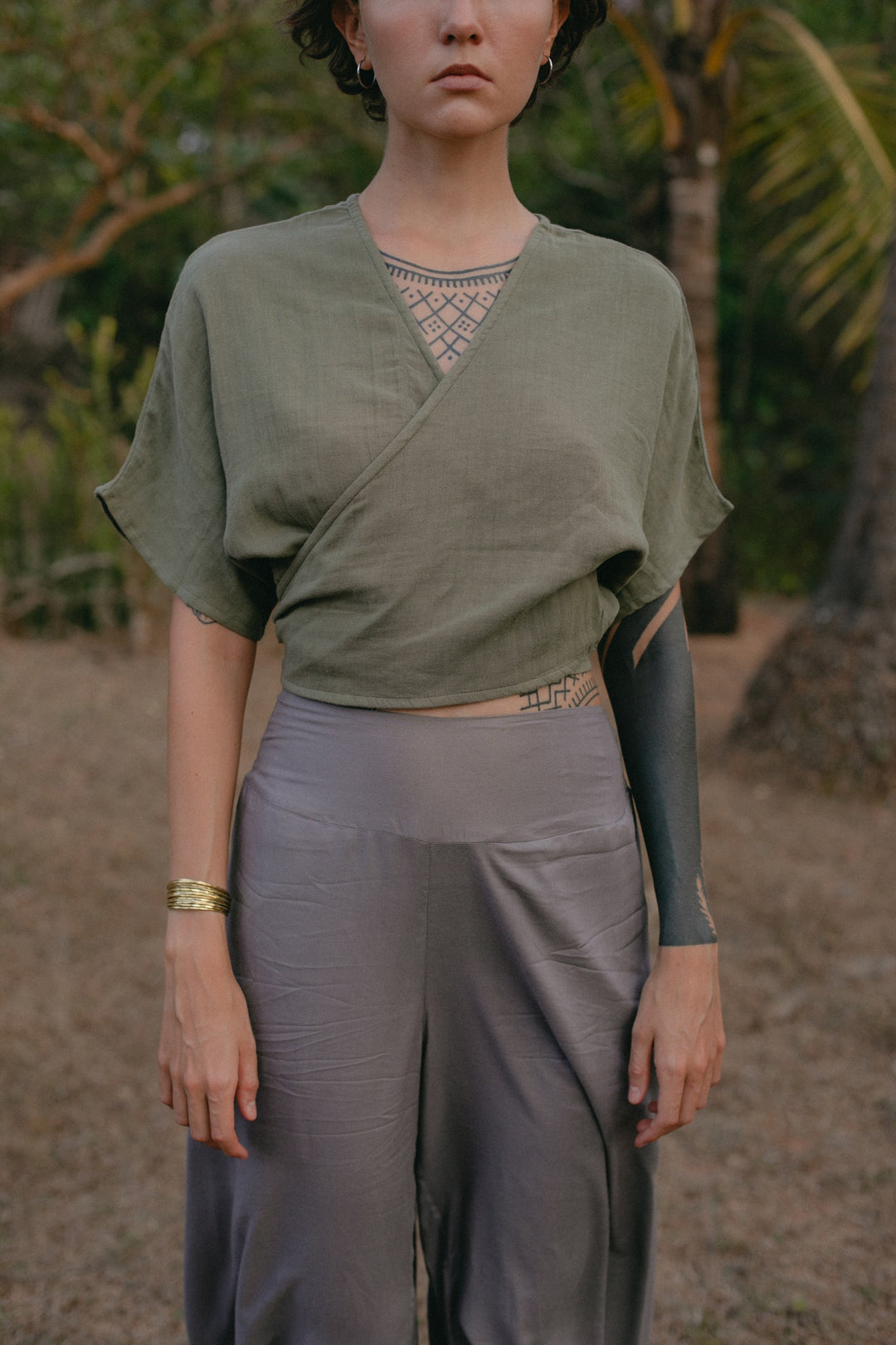 Butterfly pants, weite lockere Sommerhose, Leichte Übergangshose, weit ausgestellte Hose Damen, lässige Frauen Übergangshose, bequeme Hose