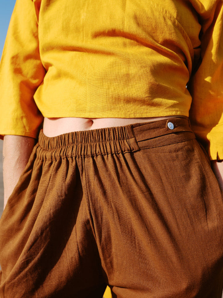 Weite Hose aus reiner Baumwolle. Beduinenhose. Rost Rot.