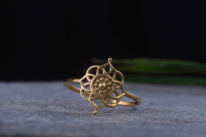 Mandalaring ~ Ring aus Messing ~ Heilige Struktur / Geometrie ~ Mandala Schmuck