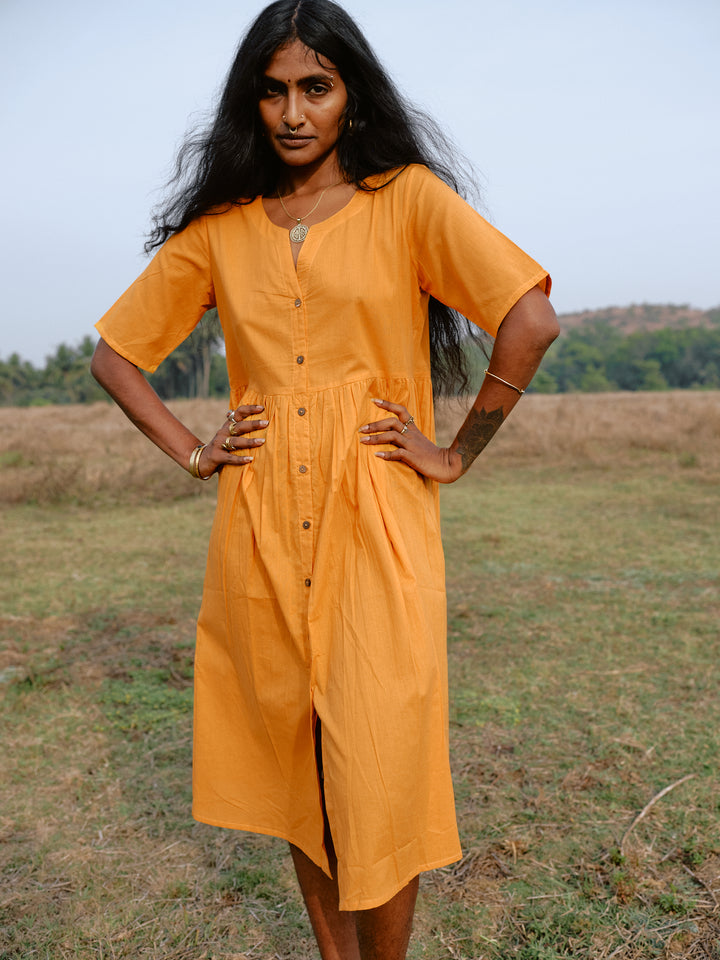 Oronge Gelbes Sommerkleid, Leichtes und kurzes Kleid, Kleider mit Knöpfen 