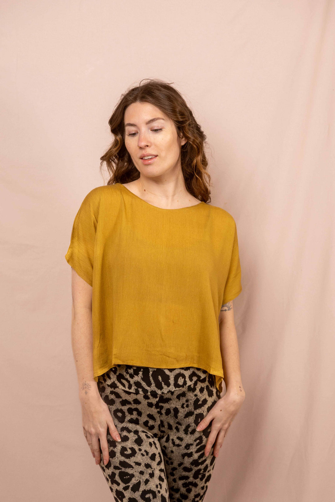 Luftiges Shirt in Gelb, Vintage Oberteil, T-Shirt