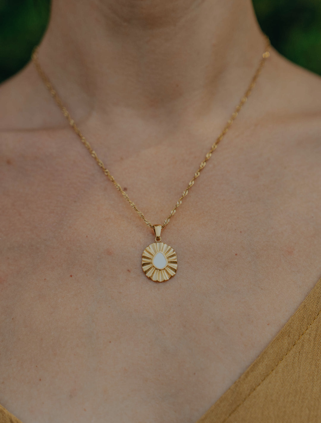 Halskette ~ WHITE BLOOM