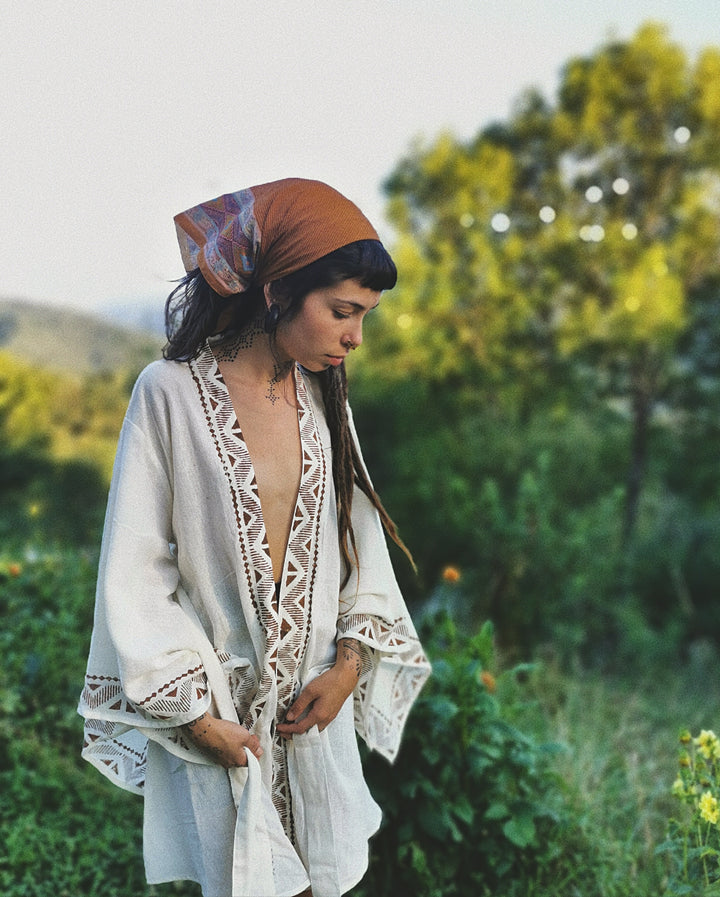 Kimono YUKI aus Hanf-Leinen | weiß mit Blockprint | CAPSULE COLLECTION