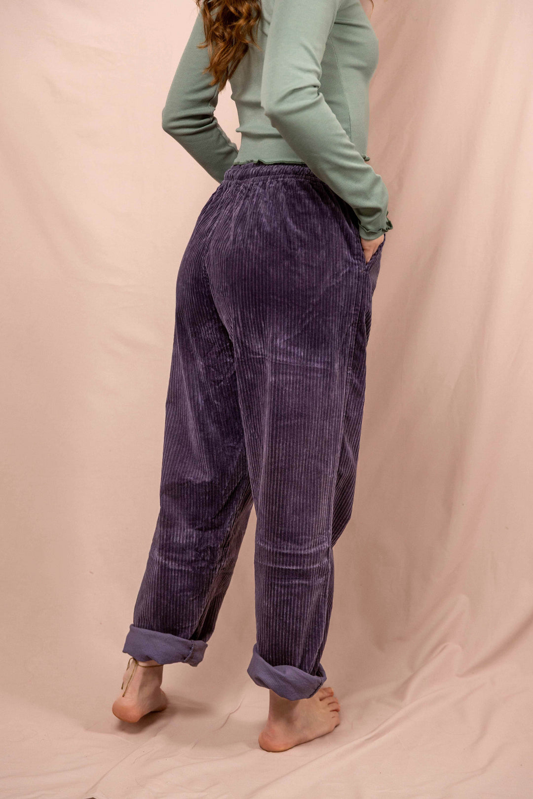 Lila Cord Hose, lässige Cordhose, Purple Hose aus 100% Baumwolle, Baumwollhose cord, Taschen