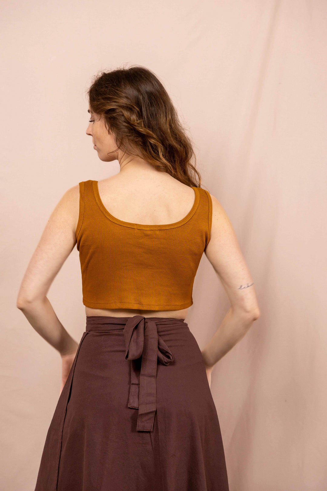 Feinripp Top, Unterhemd in Hell Braun, Bauchfreies Leichtes Oberteil, Bra Top, Crop Top