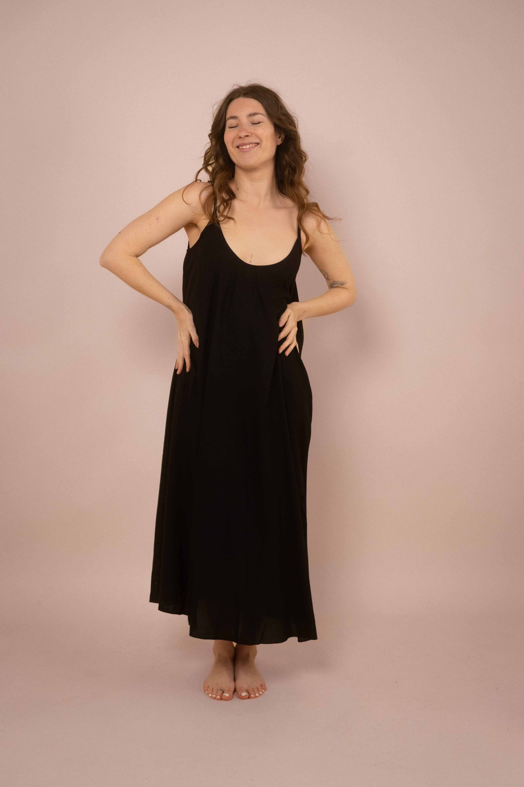 Luftiges Kleid ~ JIL schwarz