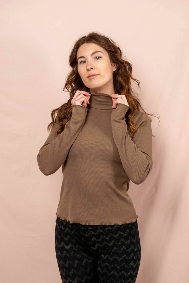 Wintertop, Taupe, Grau Braun, Stehkragen, Rollkragen, Wintersport, Feinrip Langsleeven, Langärmliges Shirt