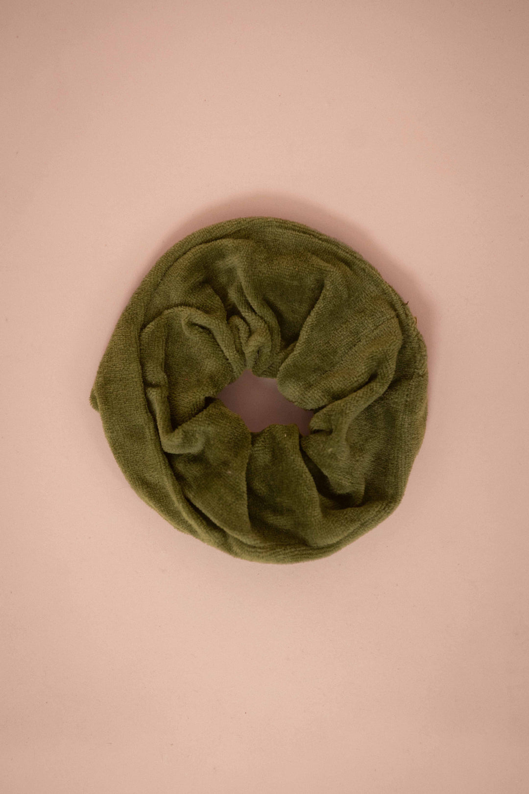 Upcycling Samt-Scrunchie