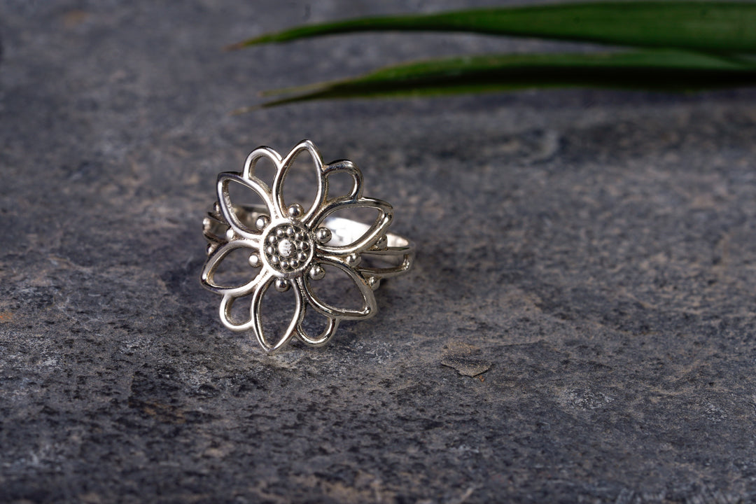 Ring ~ FLORA ~ 925er Sterling Silber ~ Blume & Blüte