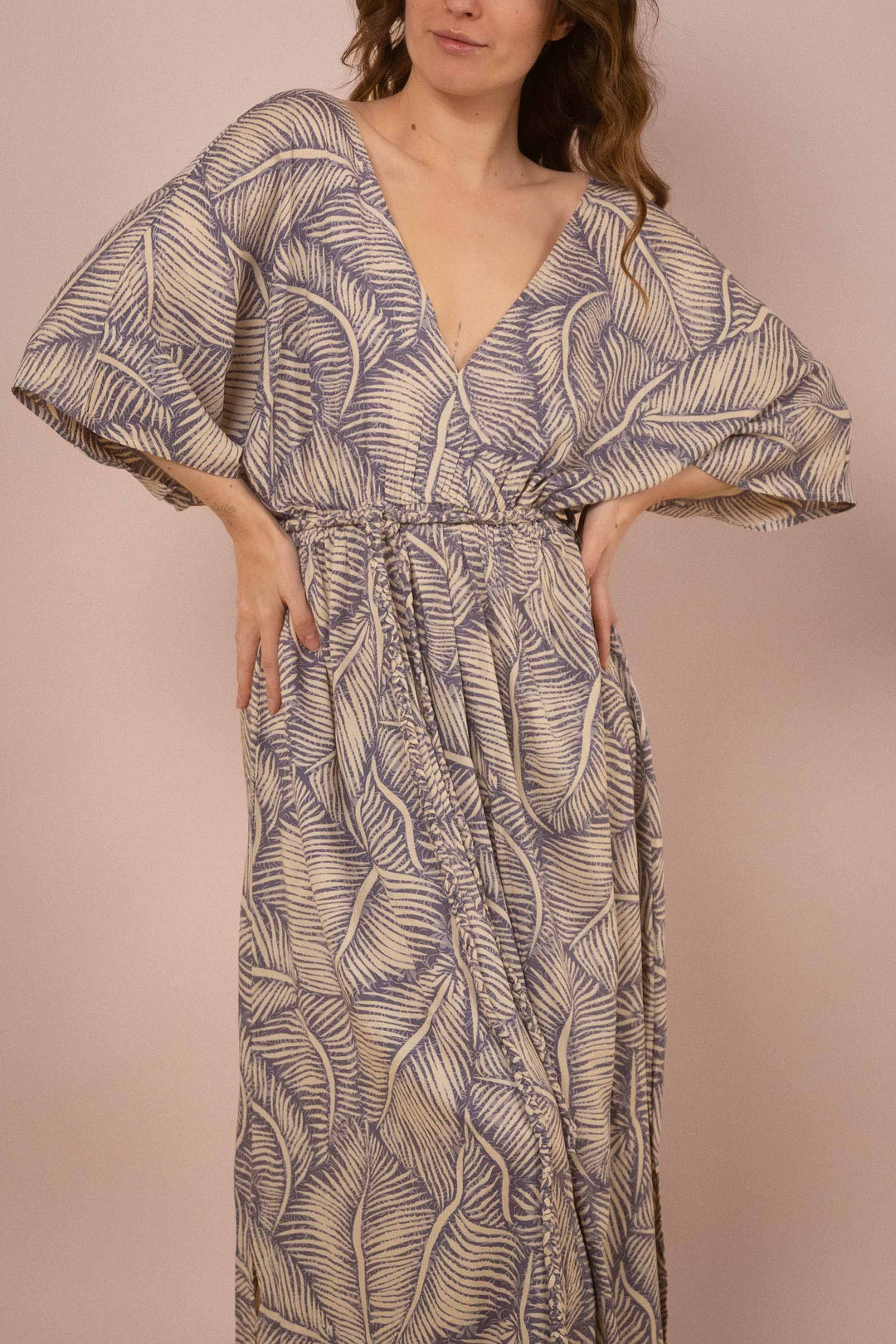 Kleid ~ GAIA LEAVES