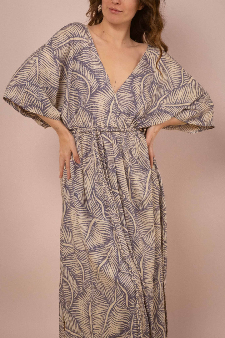 Kleid ~ GAIA LEAVES