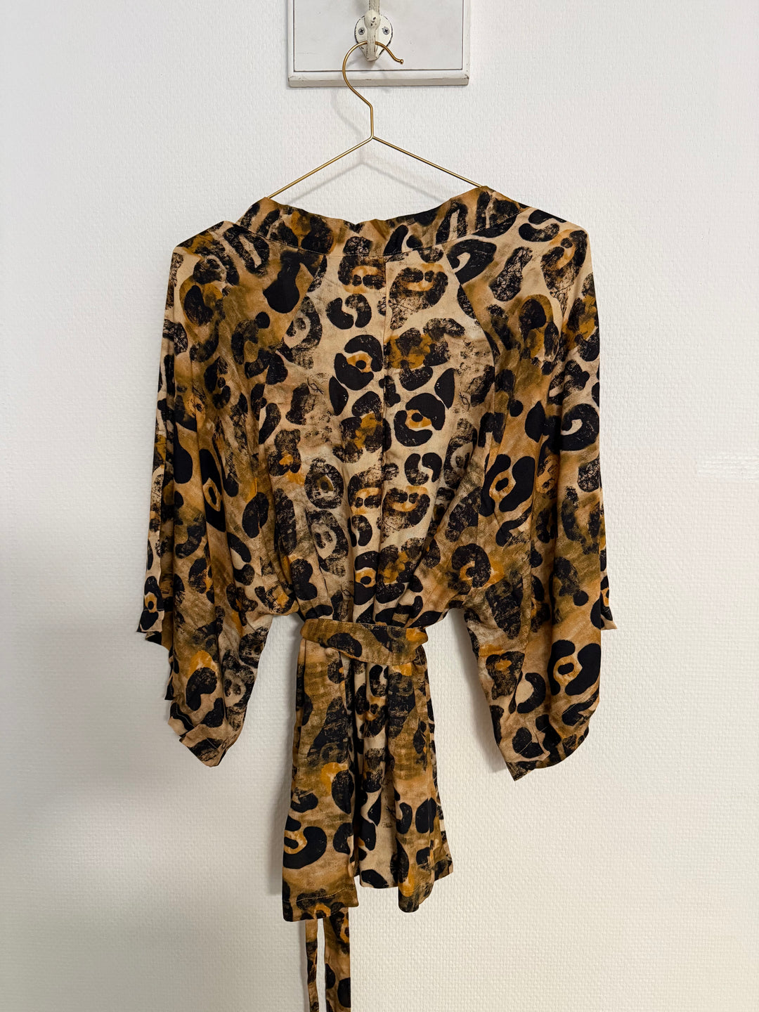 Sample Sale 
