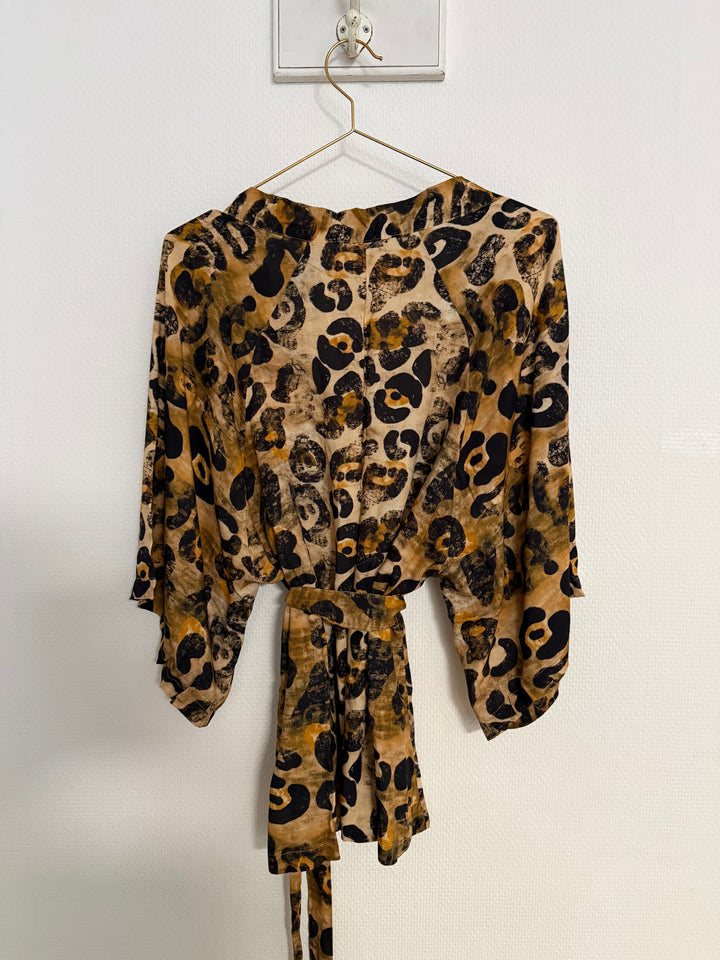 Sample Sale 