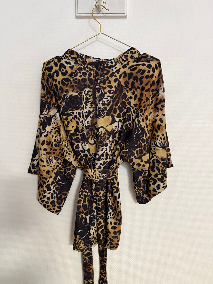Sample Sale 
