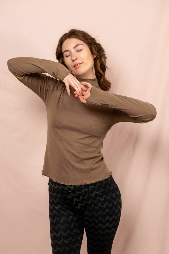 Wintertop, Taupe, Grau Braun, Stehkragen, Rollkragen, Wintersport, Feinrip Langsleeven, Langärmliges Shirt