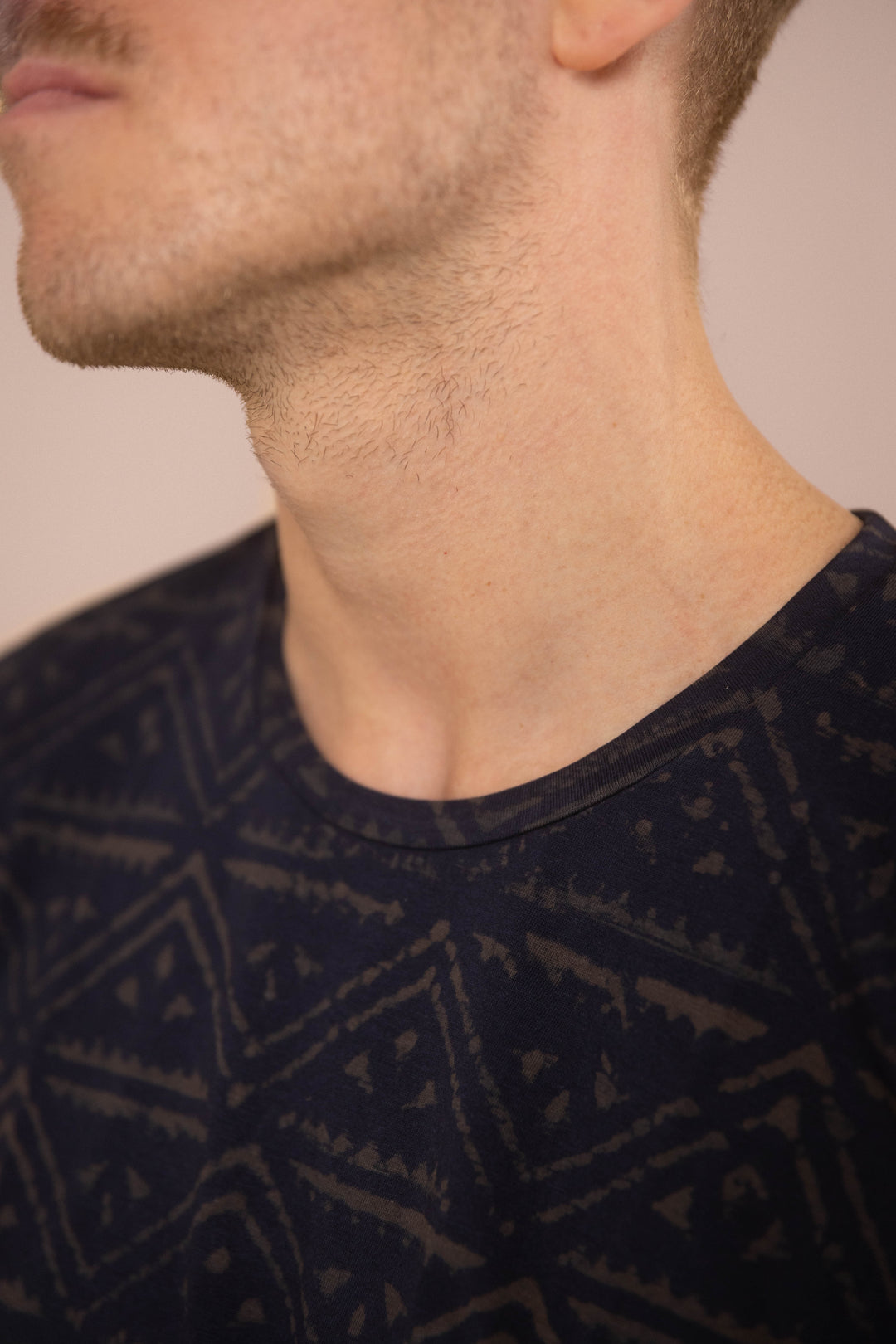 T-Shirt mit Blockprints blau-blau