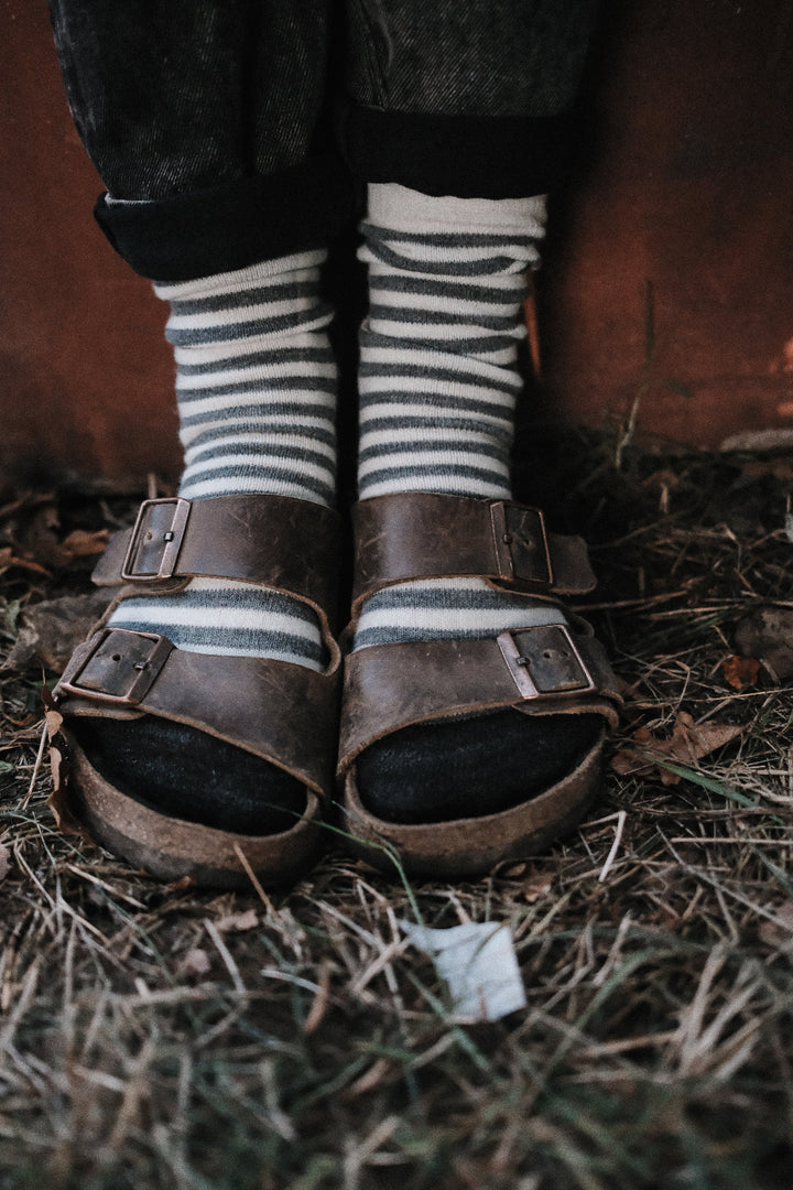 Superwarme Alpaka Socken gestreift grau/weiß ~ 2 Paar