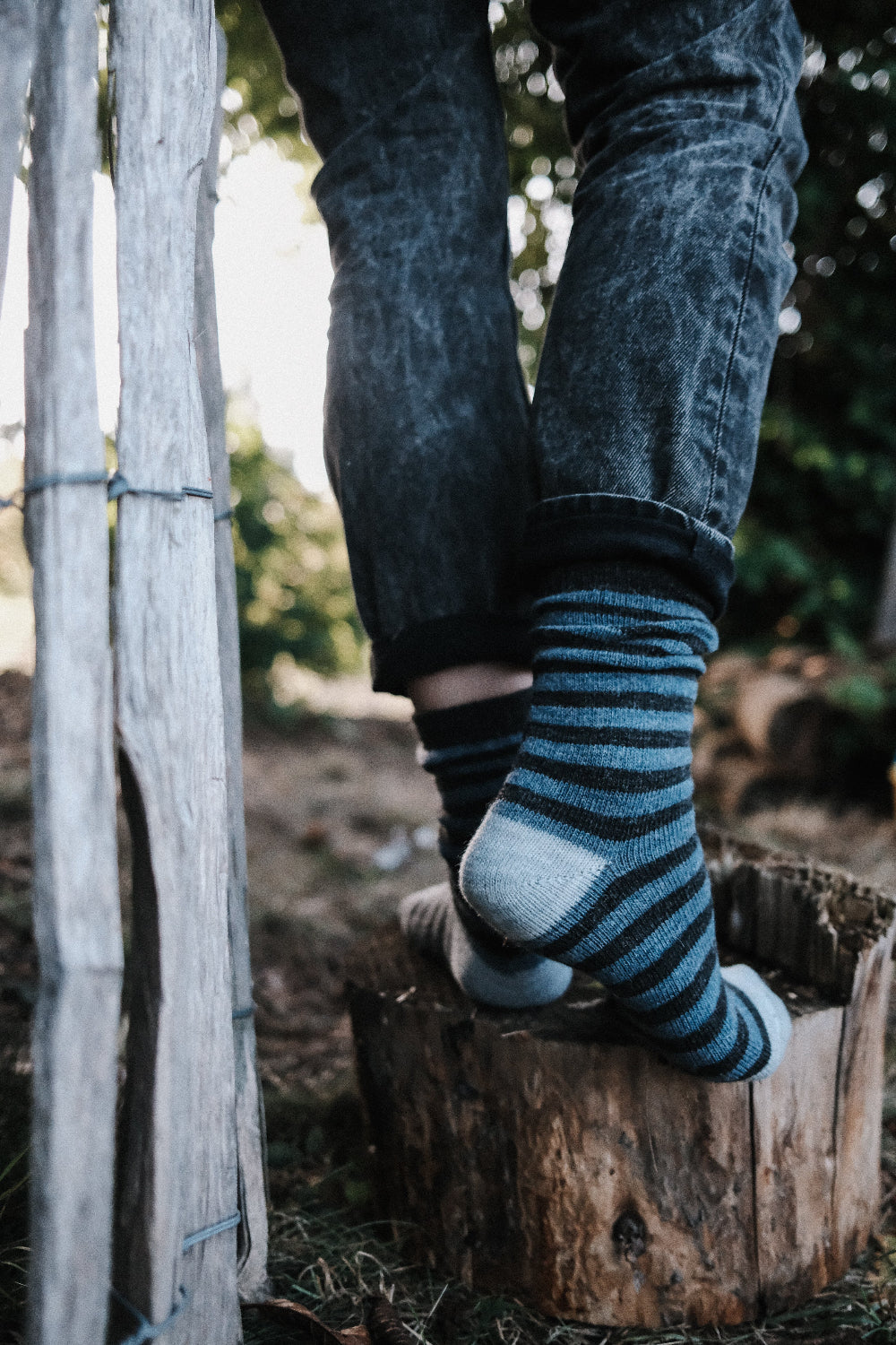 Superwarme Alpaka Socken gestreift blau/grau ~ 2 Paar