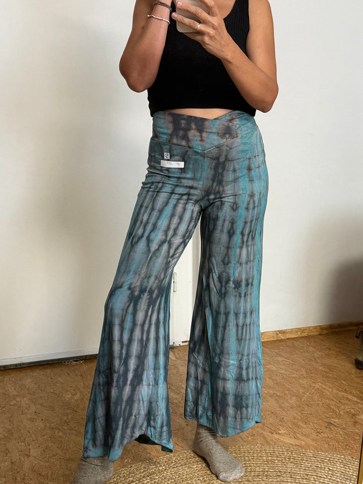 Sample Sale 