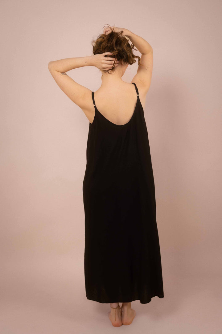 Luftiges Kleid ~ JIL schwarz