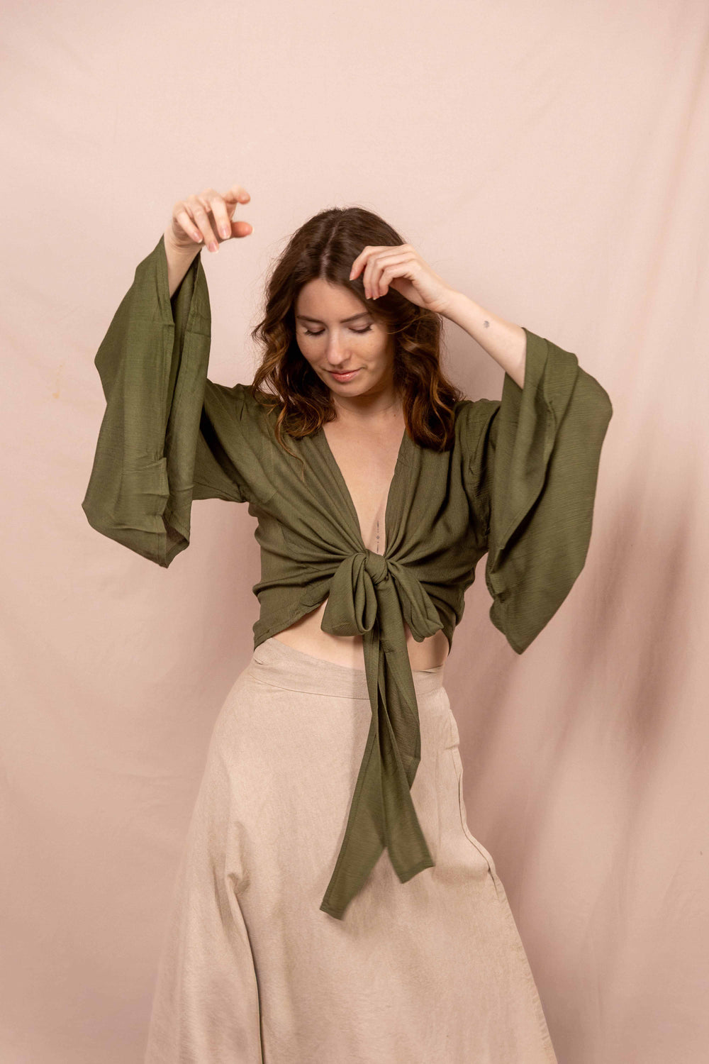 Lässiges Batik Wickeltop, Vintage Wickelbluse in Grün, Bluse zum Wickeln, Top mit langen Ärmeln