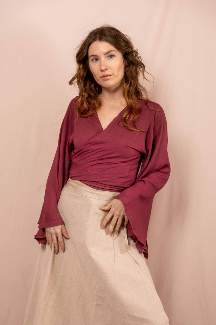 Lässiges Batik Wickeltop, Vintage Wickelbluse in Malve Rot, Bluse zum Wickeln, Top mit langen Ärmeln