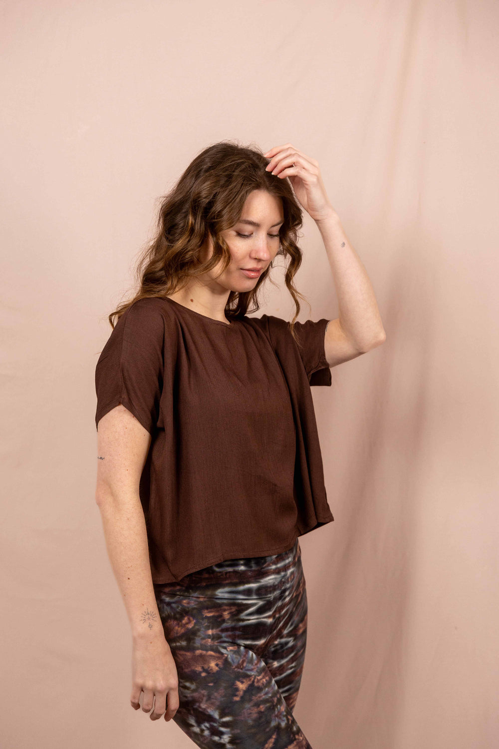 Luftiges Shirt in Braun, Vintage Oberteil, T-Shirt