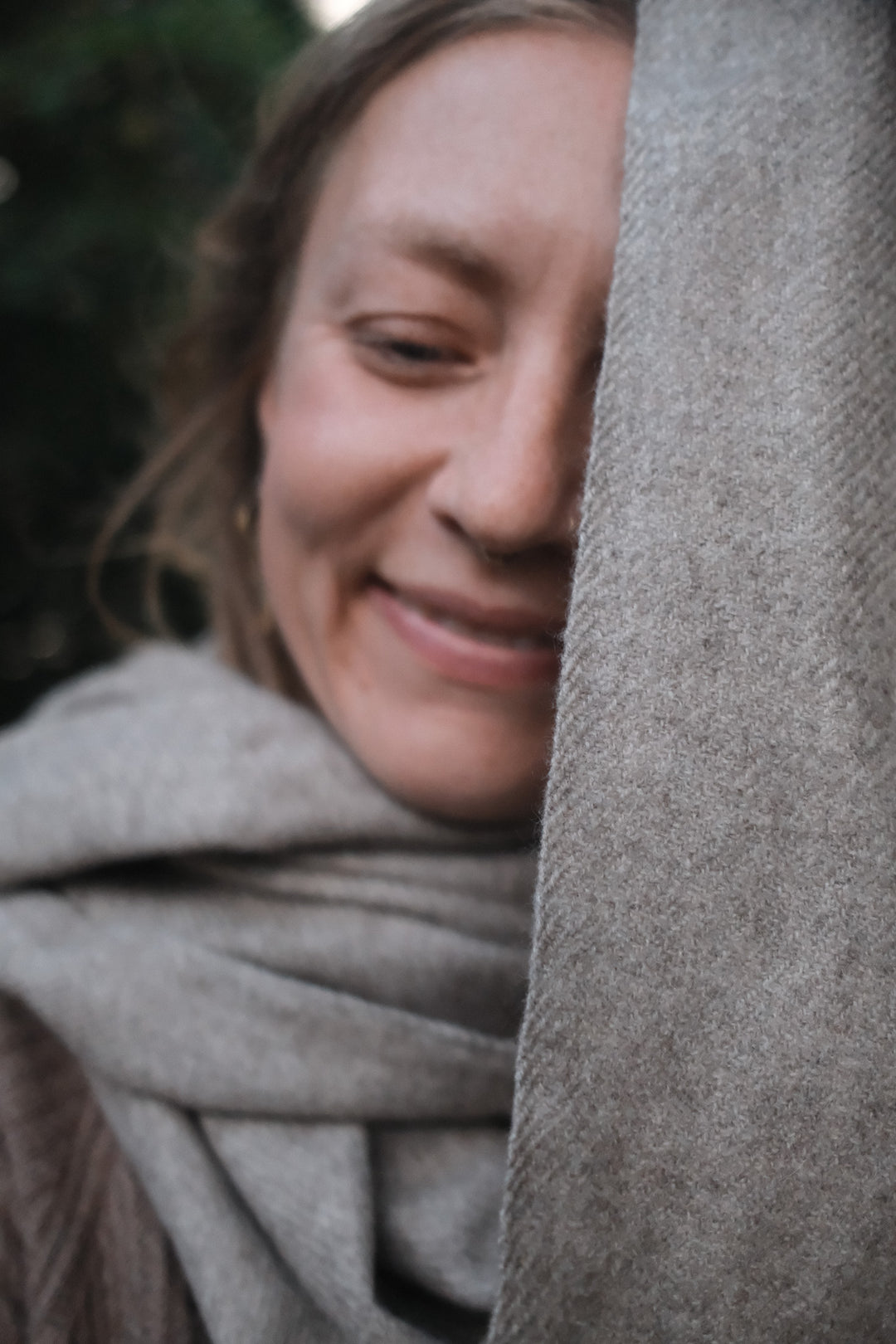 Schal aus 100% Yak-Wolle ~ LADAKH | Grau-Beige