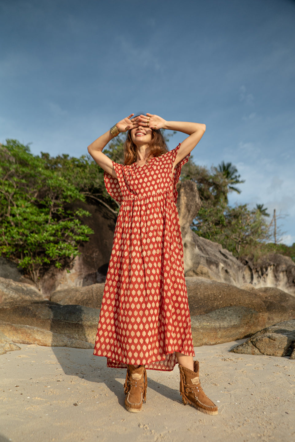 Langes Blockprint-Keid ANEETA, Sommerkleid, Maxikleid mit kurzen Ärmeln in Rot, Vintagekleid, Urlaubskleid, Strandkleid, knallige Farben